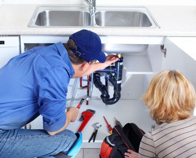 Blocked Drain Plumber How does a plumbing service help